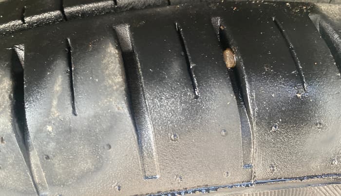 2025 Toyota Glanza G E-CNG, CNG, Manual, 9,848 km, Left Front Tyre Tread