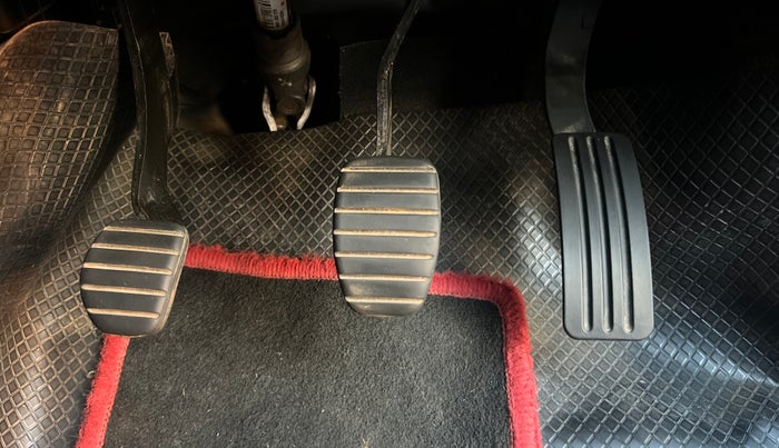 2021 Renault Duster RXZ 1.5 PETROL MT, Petrol, Manual, 75,397 km, Pedals