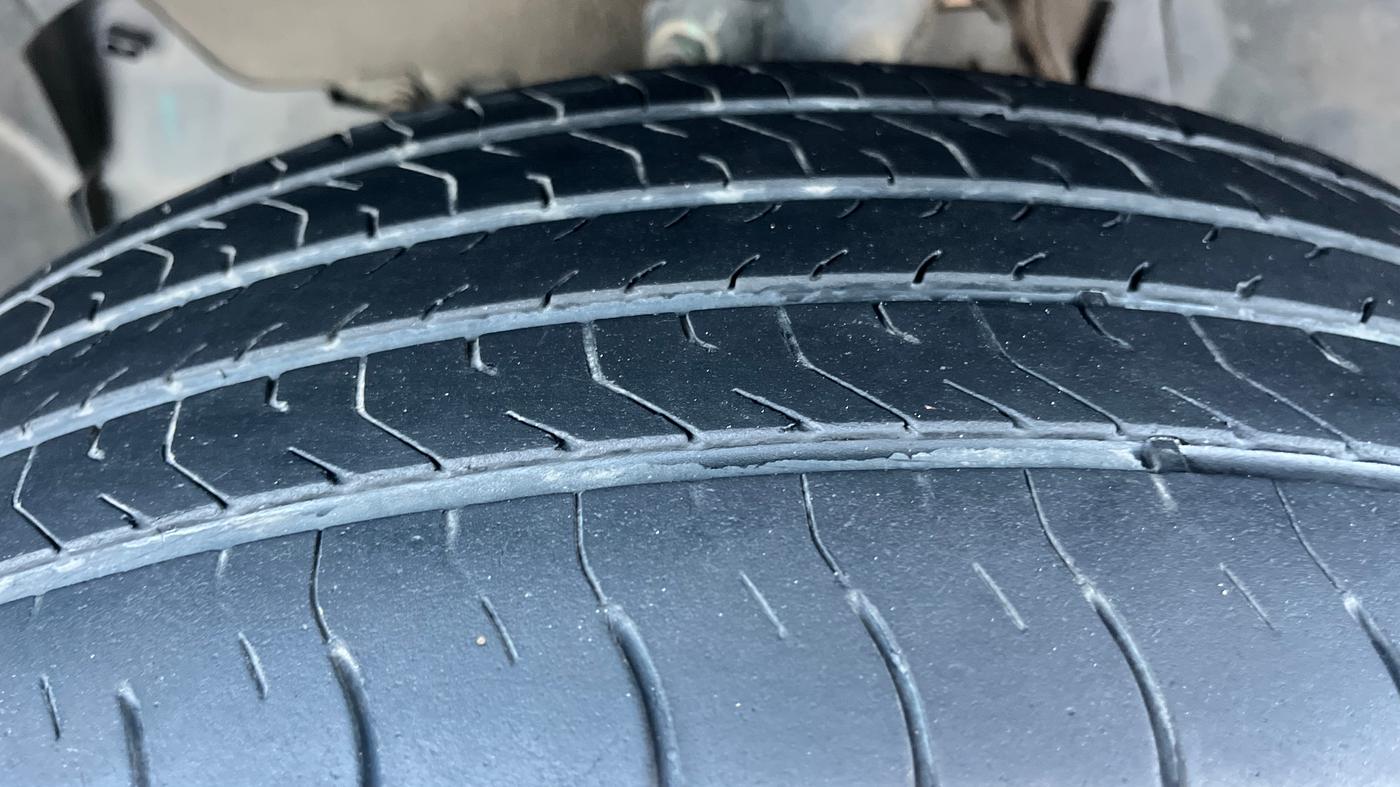 2021 Renault Duster RXZ 1.5 PETROL MT, Petrol, Manual, 75,397 km, Left Front Tyre Tread