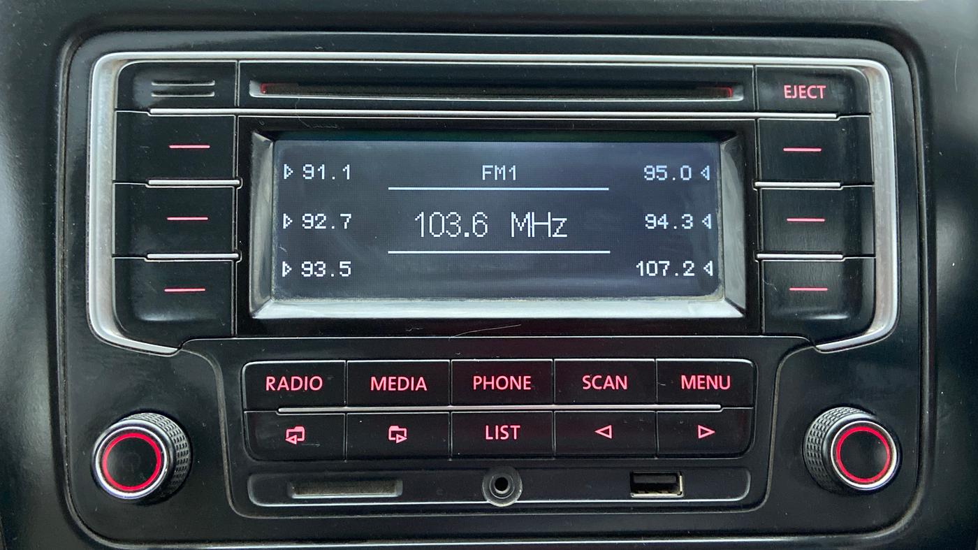 2014 Volkswagen Polo HIGHLINE1.2L PETROL, Petrol, Manual, 66,443 km, Infotainment System