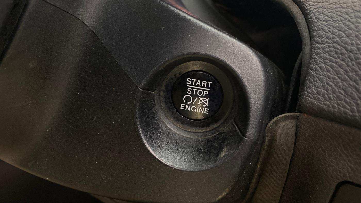 2017 Jeep Compass LONGITUDE (O) 2.0 DIESEL, Diesel, Manual, 1,01,910 km, Keyless Start/ Stop Button