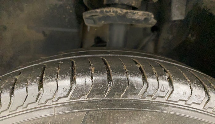 2022 Tata PUNCH ADVENTURE MT, Petrol, Manual, 45,798 km, Left Front Tyre Tread