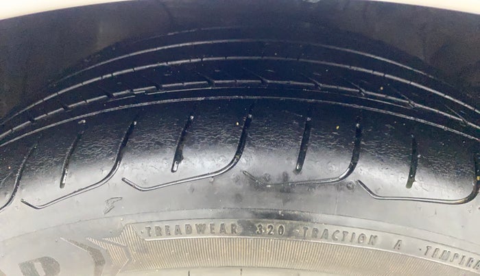 2023 Hyundai Verna SX 1.5 l MPI, Petrol, Manual, 14,744 km, Left Front Tyre Tread