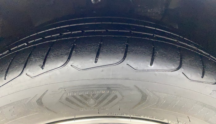 2023 Hyundai Verna SX 1.5 l MPI, Petrol, Manual, 14,744 km, Right Front Tyre Tread