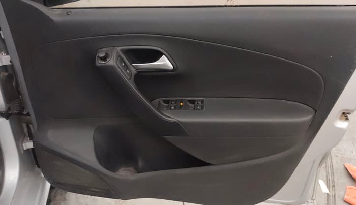 2019 Volkswagen Polo HIGHLINE PLUS 1.0 16 ALLOY, Petrol, Manual, 56,828 km, Driver Side Door Panels Control