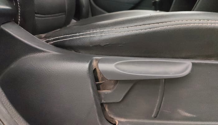 2019 Volkswagen Polo HIGHLINE PLUS 1.0 16 ALLOY, Petrol, Manual, 56,828 km, Driver Side Adjustment Panel