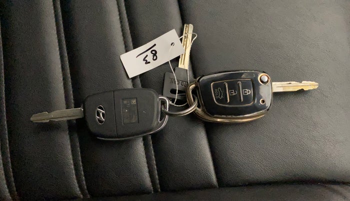 2023 Hyundai Creta E 1.5 PETROL, Petrol, Manual, 31,207 km, Key Close Up