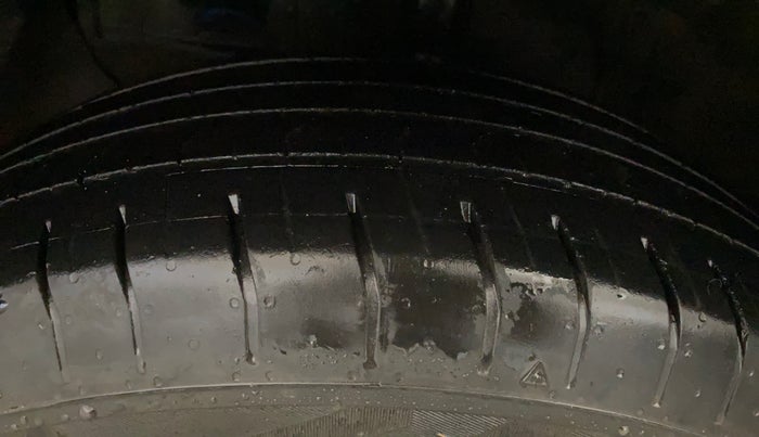 2023 Hyundai Creta E 1.5 PETROL, Petrol, Manual, 31,207 km, Left Front Tyre Tread