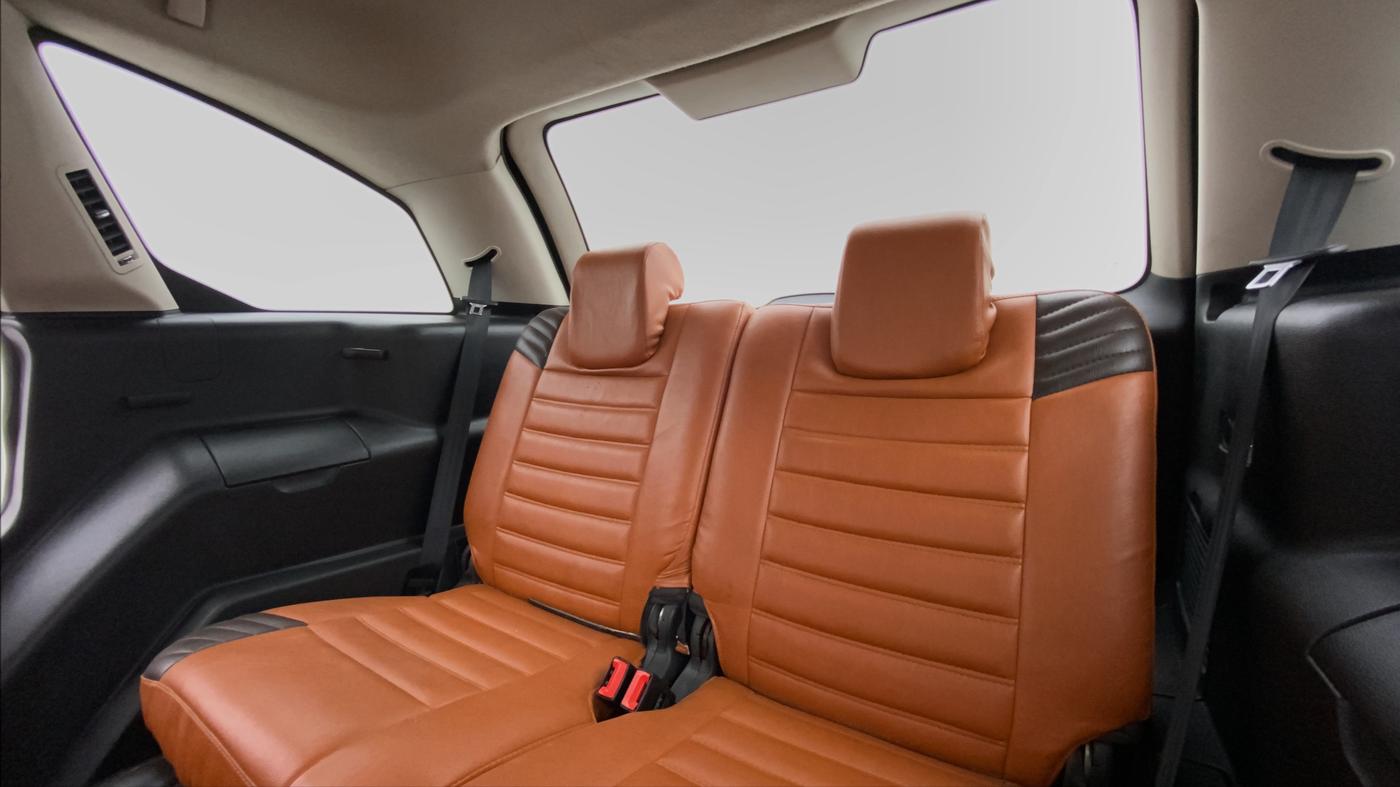 2018 Tata Hexa Varicor 320 XE, Diesel, Manual, 29,808 km, Third Seat Row