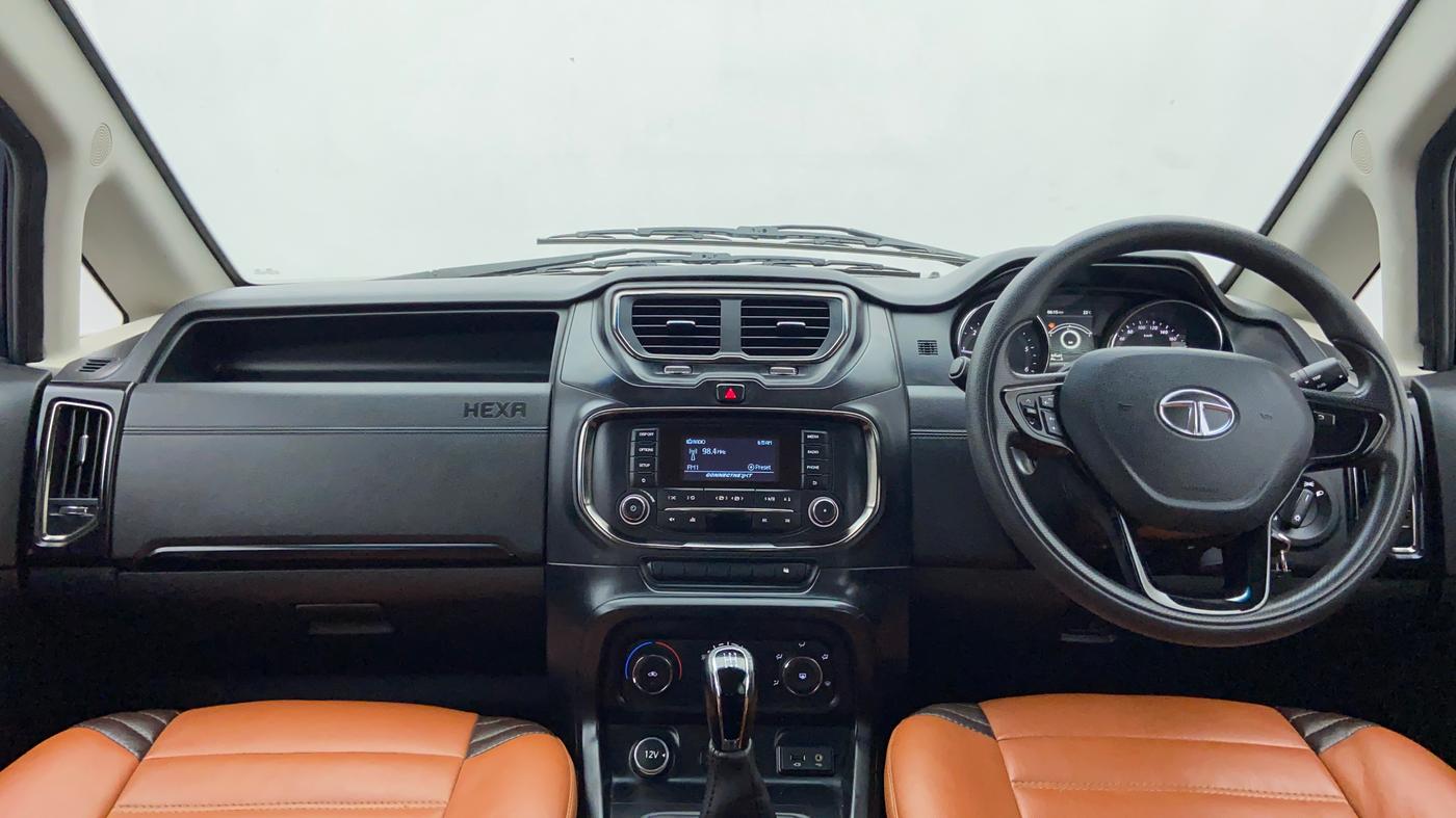 2018 Tata Hexa Varicor 320 XE, Diesel, Manual, 29,808 km, Dashboard View