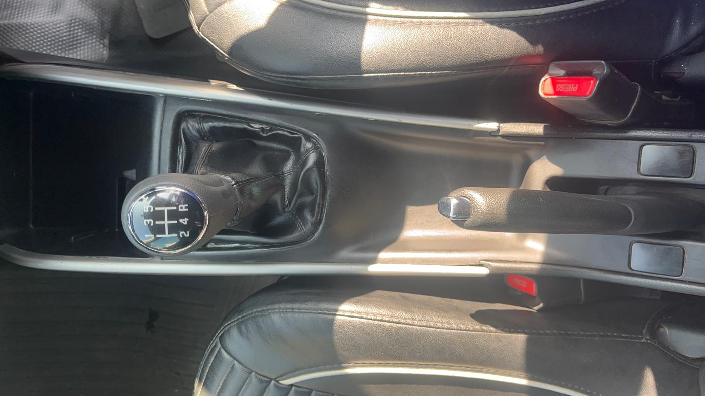 2017 Maruti Baleno ALPHA PETROL 1.2, Petrol, Manual, 71,687 km, Gear Lever