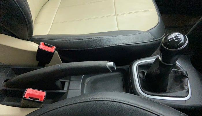 2015 Volkswagen Polo HIGHLINE1.2L PETROL, Petrol, Manual, 64,144 km, Gear Lever