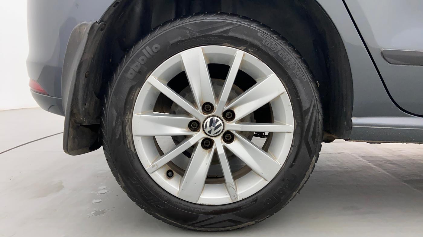 2015 Volkswagen Polo HIGHLINE1.2L PETROL, Petrol, Manual, 64,144 km, Right Rear Wheel