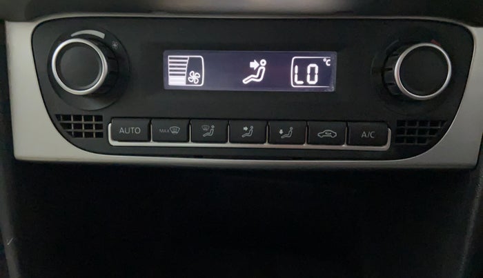 2015 Volkswagen Polo HIGHLINE1.2L PETROL, Petrol, Manual, 64,144 km, Automatic Climate Control