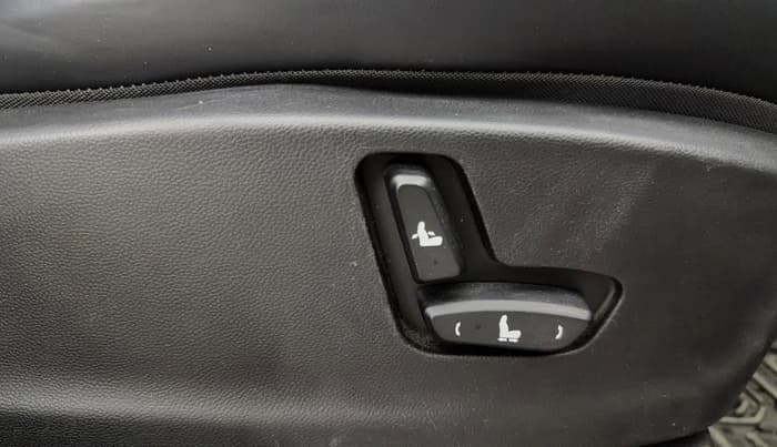2021 MG HECTOR SHARP 1.5 PETROL CVT, Petrol, Automatic, 44,428 km, Driver Side Adjustment Panel