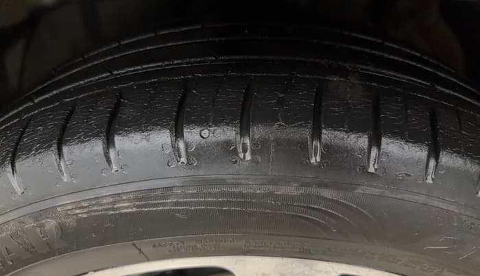 2021 MG HECTOR SHARP 1.5 PETROL CVT, Petrol, Automatic, 44,428 km, Left Front Tyre Tread