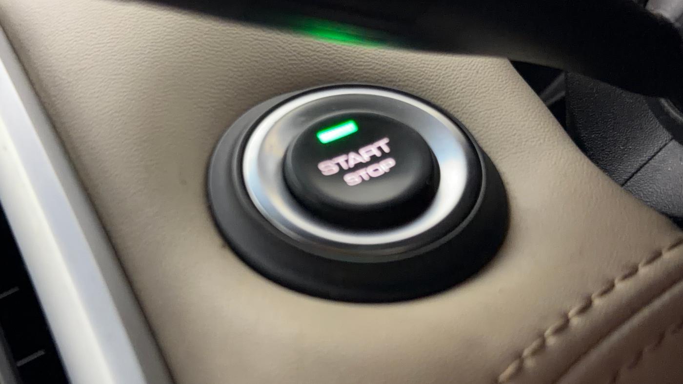 2021 MG HECTOR SHARP 1.5 PETROL CVT, Petrol, Automatic, 44,428 km, Keyless Start/ Stop Button