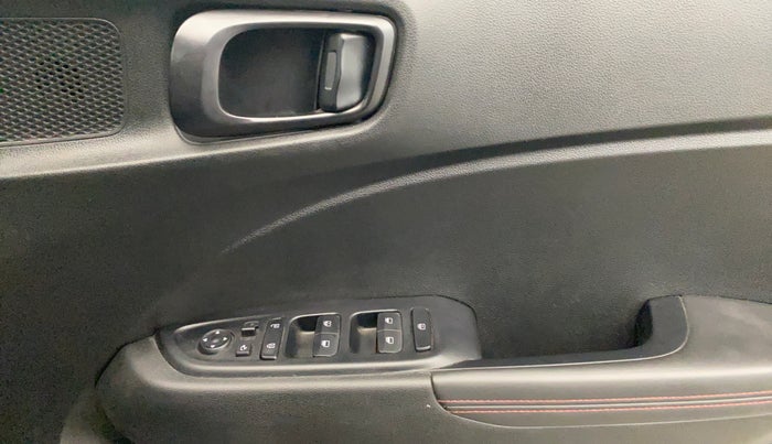 2022 Hyundai VENUE N LINE N8 1.0 TURBO DCT, Petrol, Automatic, 34,027 km, Driver Side Door Panels Control