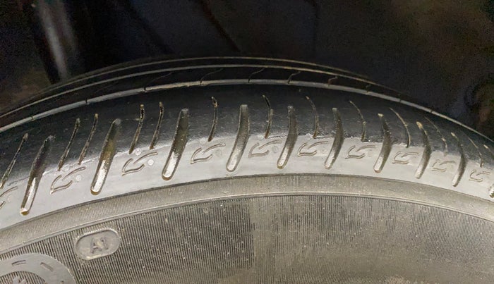 2022 Hyundai VENUE N LINE N8 1.0 TURBO DCT, Petrol, Automatic, 34,027 km, Right Rear Tyre Tread