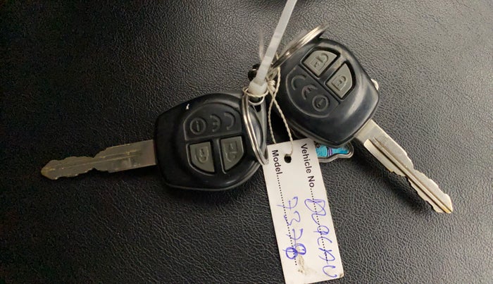 2016 Maruti Baleno DELTA PETROL 1.2, Petrol, Manual, 44,985 km, Key Close Up