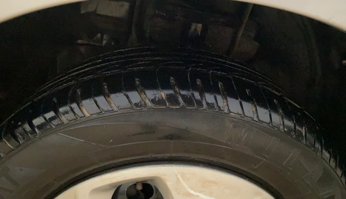2018 Tata Tiago XT PETROL, CNG, Manual, 72,080 km, Left Front Tyre Tread