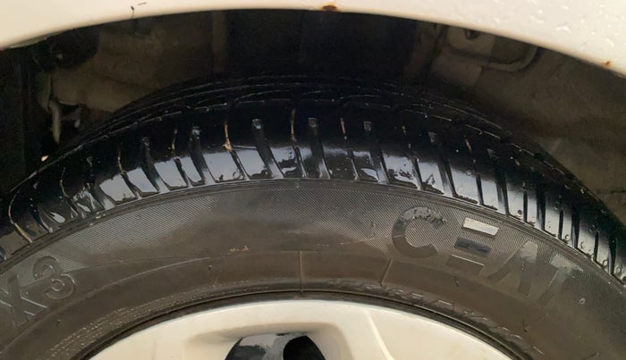 2018 Tata Tiago XT PETROL, CNG, Manual, 72,080 km, Right Rear Tyre Tread