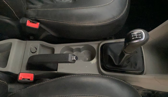 2018 Tata Tiago XT PETROL, CNG, Manual, 72,080 km, Gear Lever