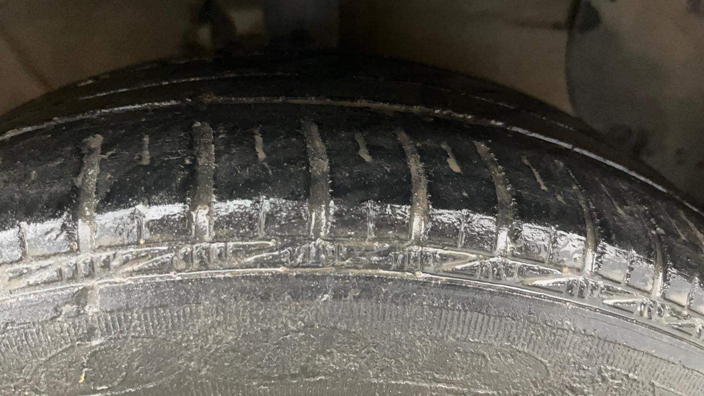 2019 Hyundai Grand i10 MAGNA 1.2 KAPPA VTVT, CNG, Manual, 42,151 km, Right Front Tyre Tread