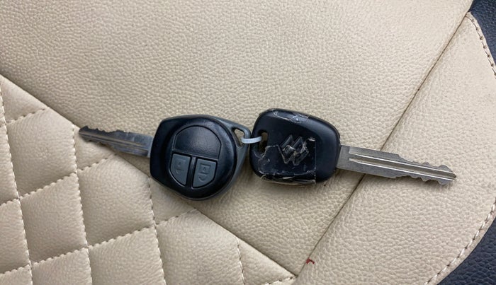 2021 Maruti Alto VXI, Petrol, Manual, 43,774 km, Key Close Up