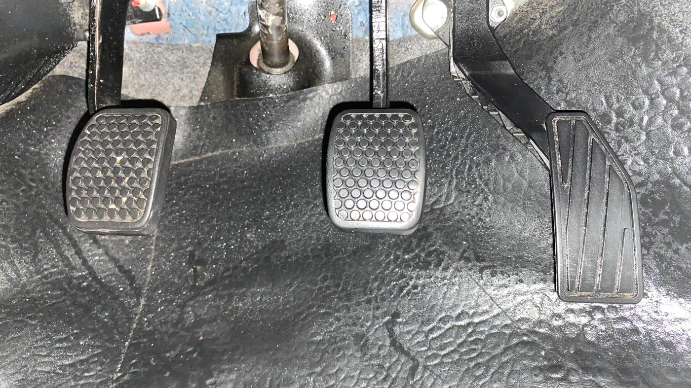 2021 Maruti Alto VXI, Petrol, Manual, 43,774 km, Pedals