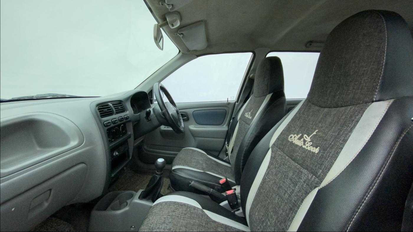 2014 Maruti Alto K10 VXI, Petrol, Manual, 96,327 km, Right Side Front Door Cabin