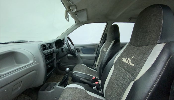 2014 Maruti Alto K10 VXI, Petrol, Manual, 96,327 km, Right Side Front Door Cabin