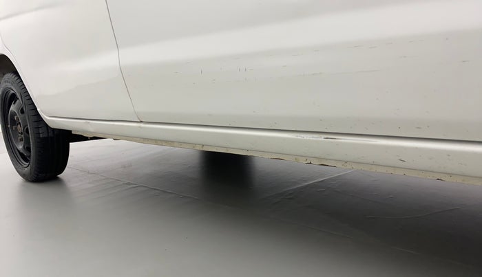 2014 Maruti Alto K10 VXI, Petrol, Manual, 96,327 km, Right running board - Slightly dented