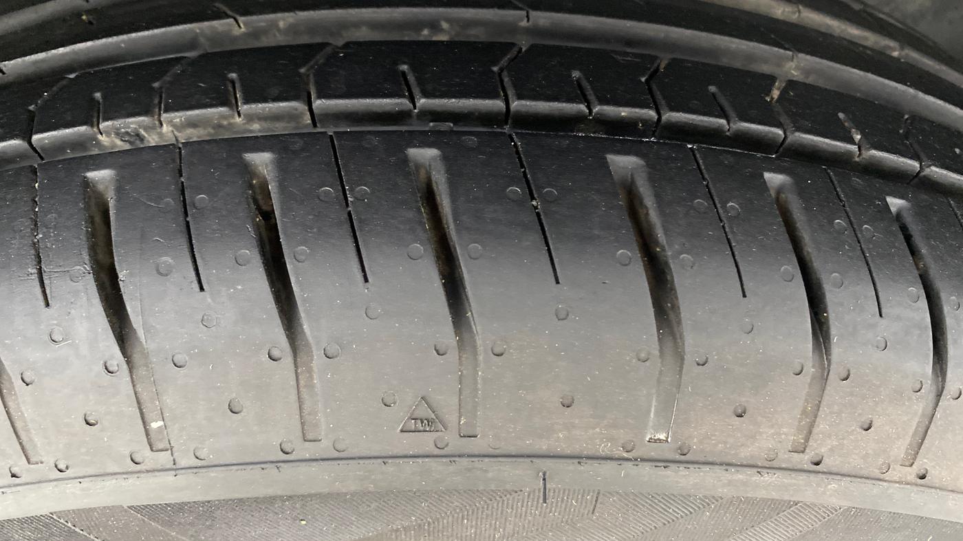 2022 Tata PUNCH ACCOMPLISHED MT, Petrol, Manual, 66,097 km, Left Rear Tyre Tread