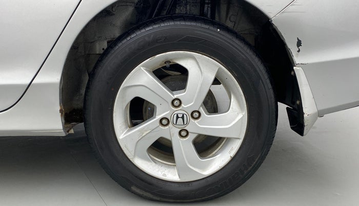 2015 Honda City 1.5L I-DTEC V, Diesel, Manual, 1,10,396 km, Left Rear Wheel