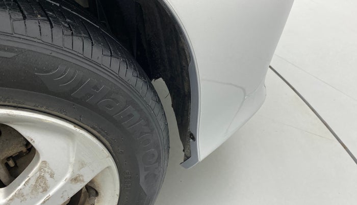 2015 Honda City 1.5L I-DTEC V, Diesel, Manual, 1,10,396 km, Right fender - Lining loose
