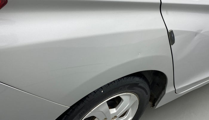 2015 Honda City 1.5L I-DTEC V, Diesel, Manual, 1,10,396 km, Right quarter panel - Minor scratches