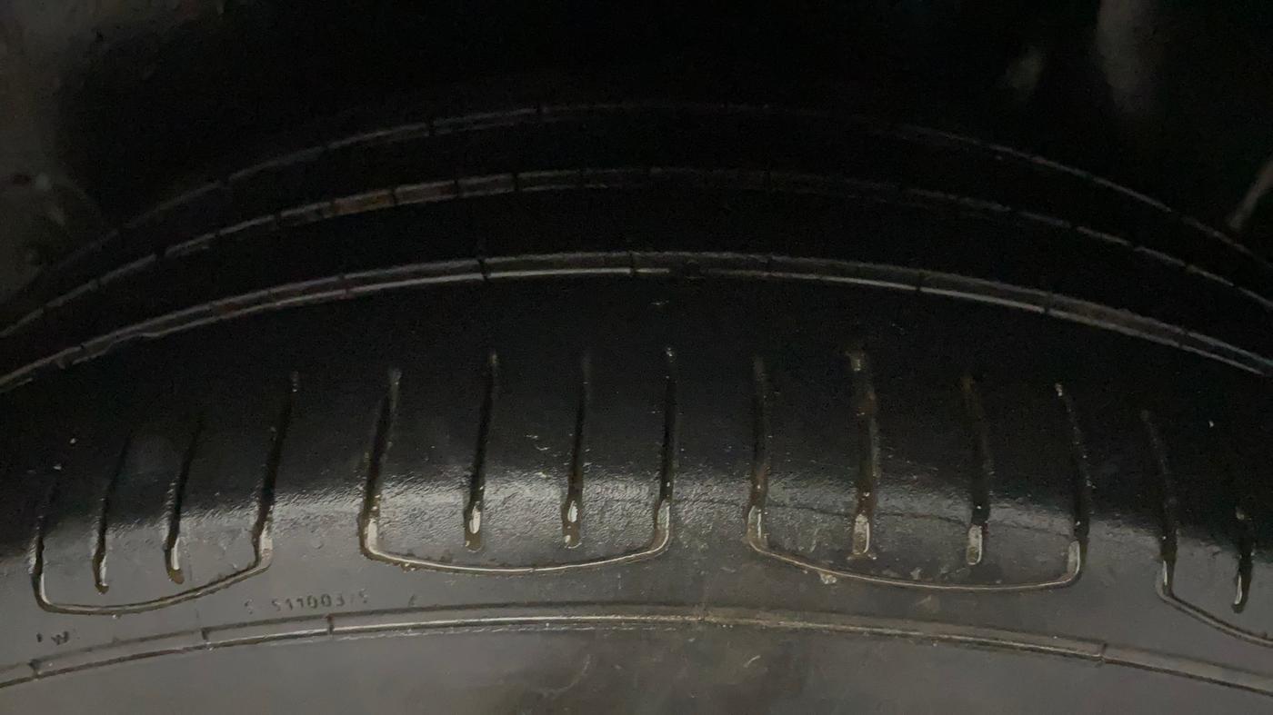 2019 Volkswagen Polo COMFORTLINE 1.0L MPI, Petrol, Manual, 75,571 km, Left Rear Tyre Tread