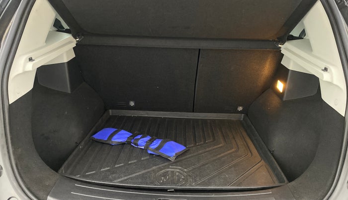 2023 MG ASTOR  SMART BLACK STORM EDITION CVT, Petrol, Automatic, 34,282 km, Boot Inside