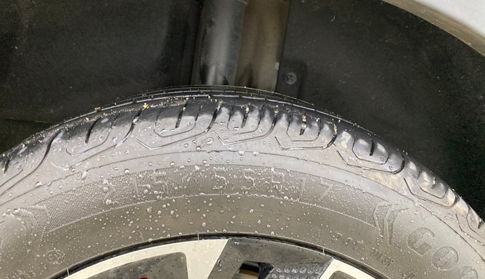 2023 MG ASTOR  SMART BLACK STORM EDITION CVT, Petrol, Automatic, 34,282 km, Right Rear Tyre Tread