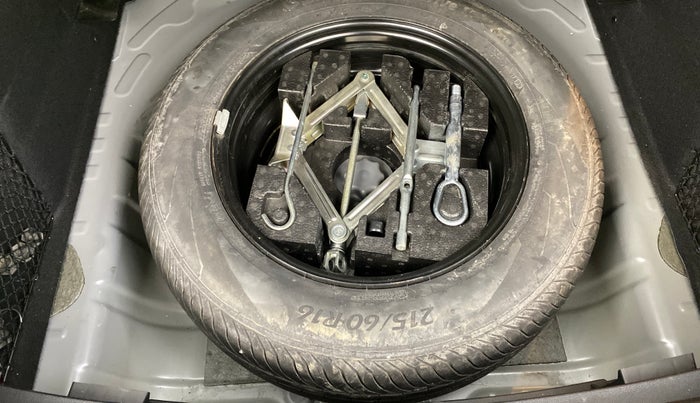 2023 MG ASTOR  SMART BLACK STORM EDITION CVT, Petrol, Automatic, 34,282 km, Spare Tyre