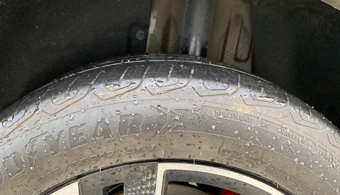 2023 MG ASTOR  SMART BLACK STORM EDITION CVT, Petrol, Automatic, 34,282 km, Left Rear Tyre Tread