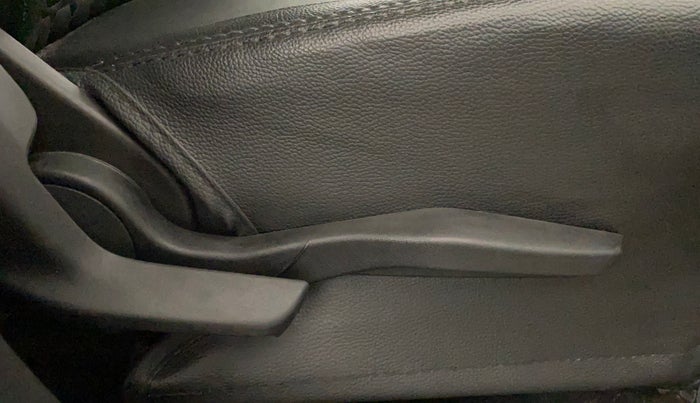 2024 Maruti BREZZA VXI S-CNG, CNG, Manual, 11,445 km, Driver Side Adjustment Panel
