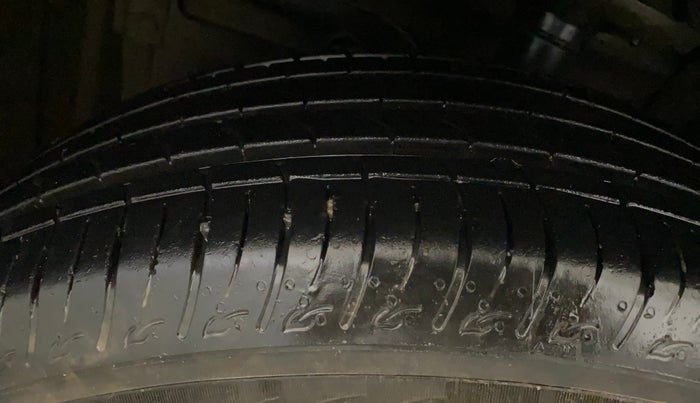 2024 Maruti BREZZA VXI S-CNG, CNG, Manual, 11,445 km, Left Front Tyre Tread