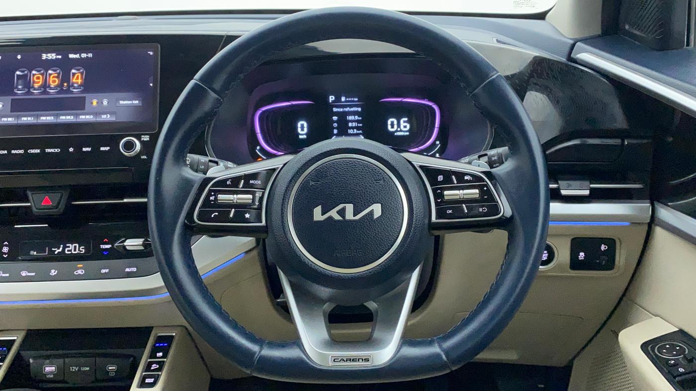 2022 KIA CARENS LUXURY PLUS 1.4 PETROL DCT 7 STR, Petrol, Automatic, 8,965 km, Steering Wheel Close Up