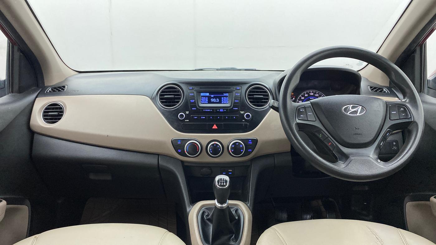 2016 Hyundai Grand i10 SPORTZ 1.2 KAPPA VTVT, Petrol, Manual, 94,949 km, Dashboard