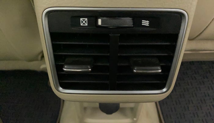 2019 Maruti Ciaz ALPHA 1.5 SHVS PETROL, Petrol, Manual, 52,204 km, Rear AC Vents