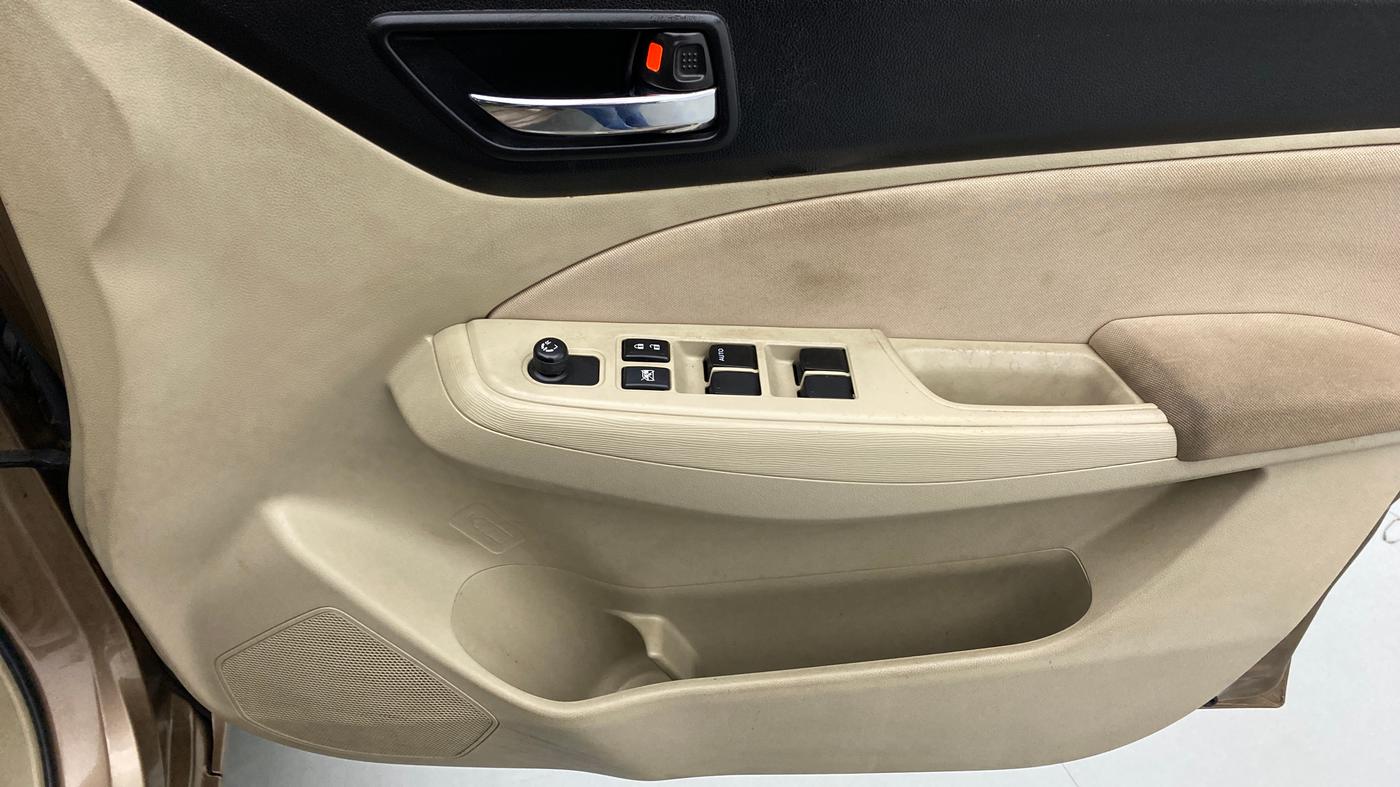 2018 Maruti Dzire VXI, Petrol, Manual, 25,144 km, Driver Side Door Panels Control