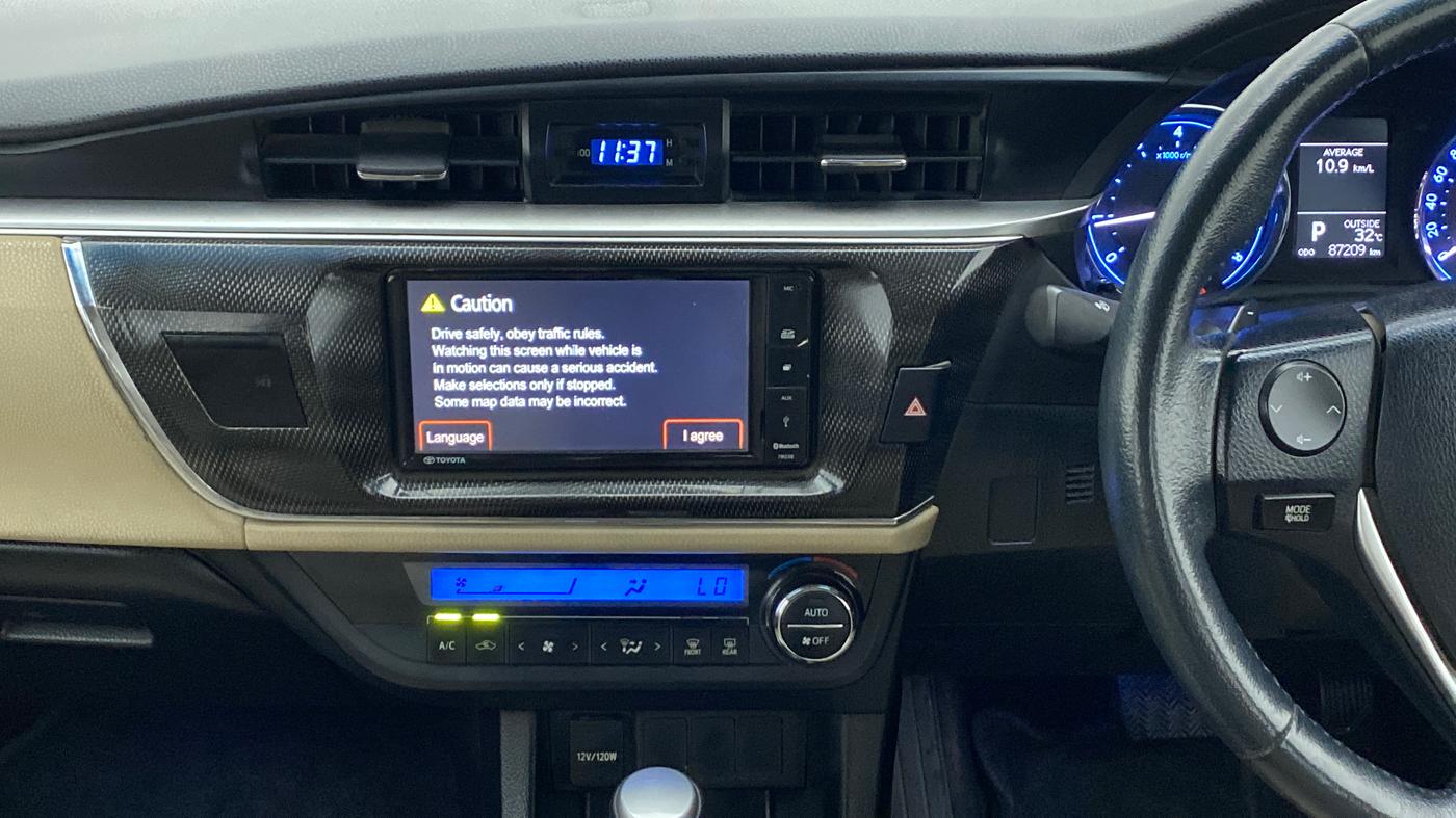 2015 Toyota Corolla Altis VL CVT PETROL, Petrol, Automatic, 87,323 km, Air Conditioner