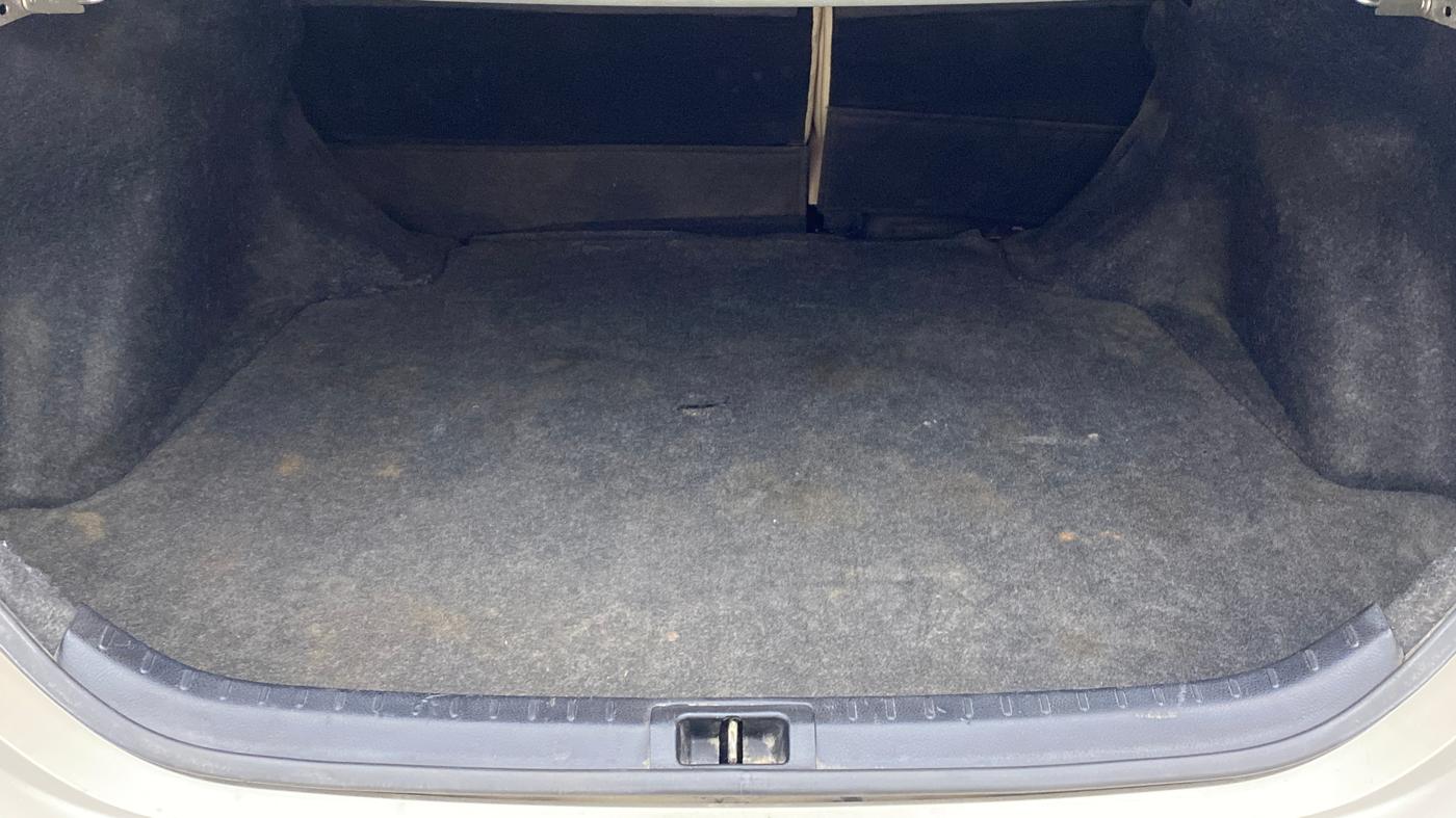 2015 Toyota Corolla Altis VL CVT PETROL, Petrol, Automatic, 87,323 km, Boot Inside